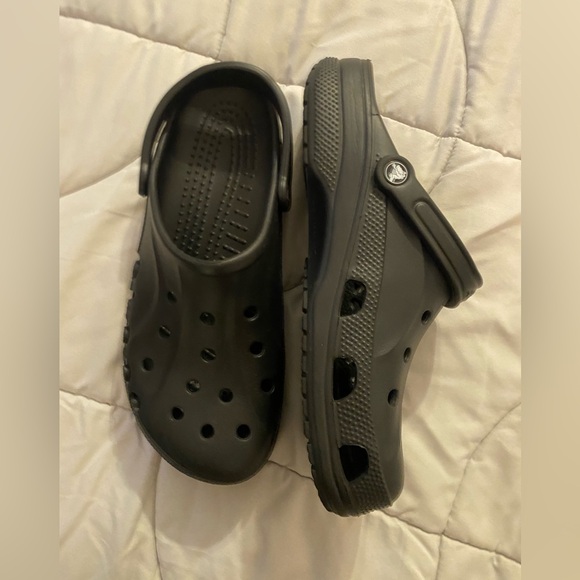 Men’s black crocs - Picture 5 of 5